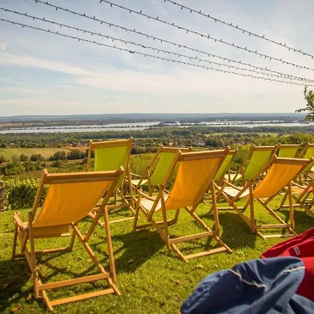 Kis Balaton Vendeghaz * Zalaszabar